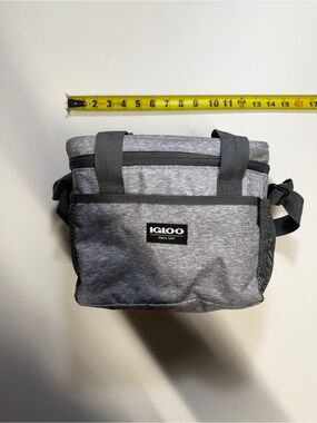 Igloo Gray Travel Toiletry & Lunch Cooler Tote